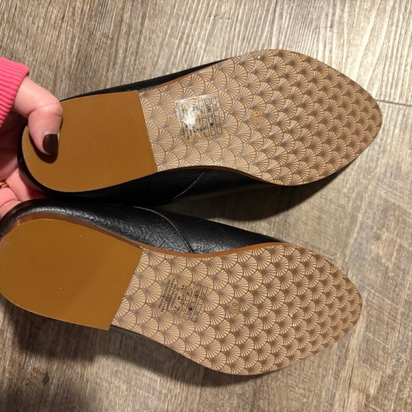 Kelsi Dagger Sail Sherpa Lined Mules - Picture 7 of 9